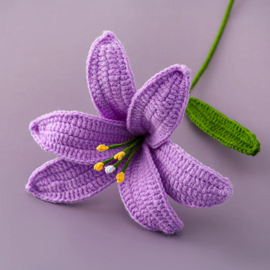 Lys en crochet – Pièce unique faite main
